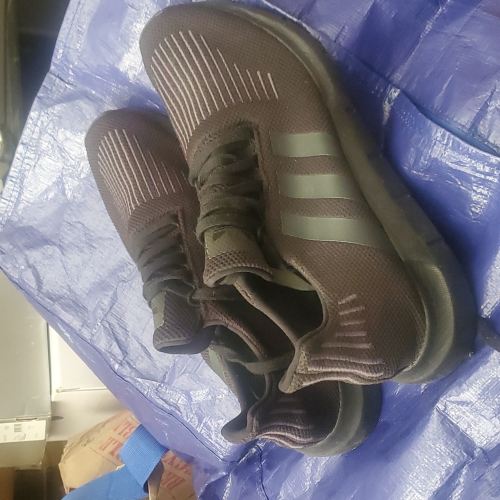 Adidas - Picture 6 of 6